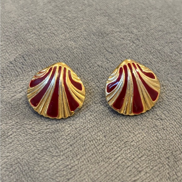 Vintage Jewelry - Vintage Gold & Enamel RedShell Earrings (Pierced) by Kim, Similar to Monet Brand